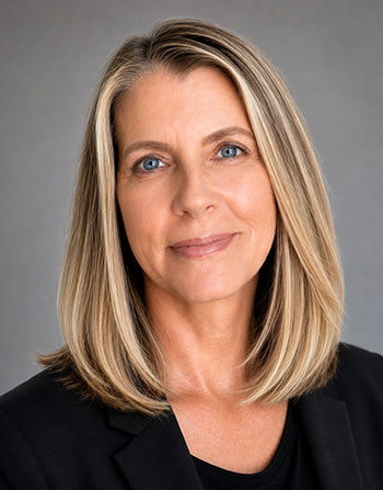 Headshot of Julie Carrere